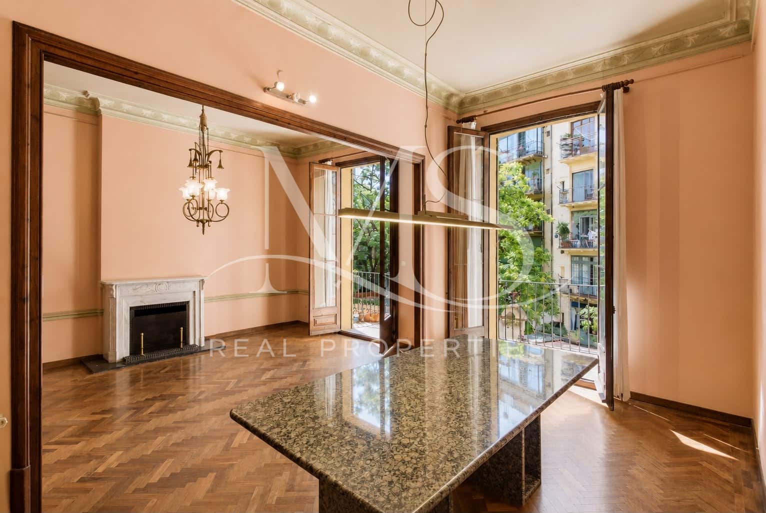 Apartamento de 5 habitaciones en Barcelona ciudad en venta - 1.280.000 € (Ref: 10113248)