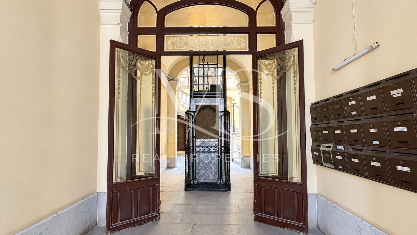 1 sovrum Lägenhet till salu i Barcelona stad - 500 000 € (Ref: 10113255)