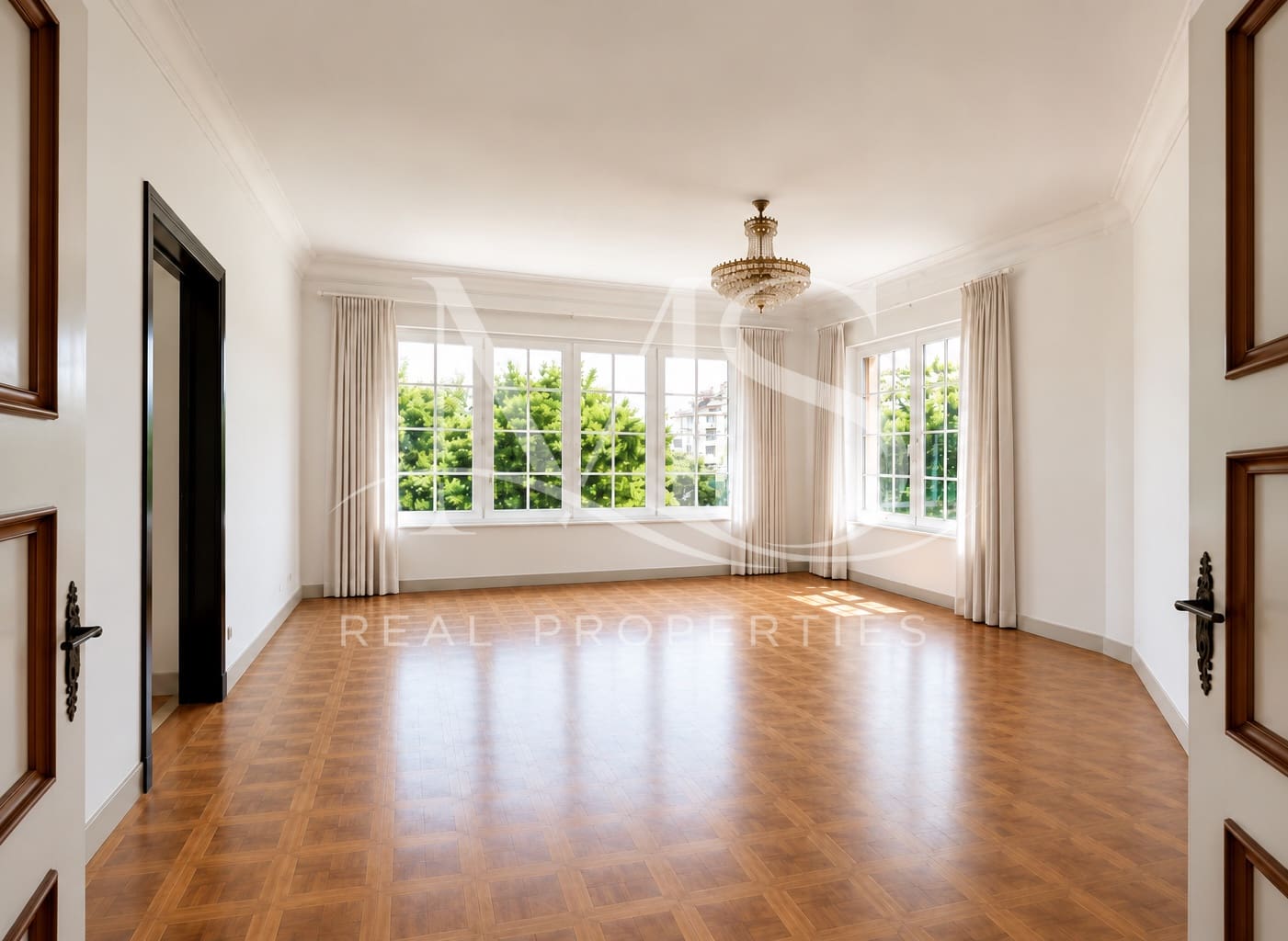 8 sovrum Hus till salu i El Prat de Llobregat med pool garage - 2 500 000 € (Ref: 10165256)