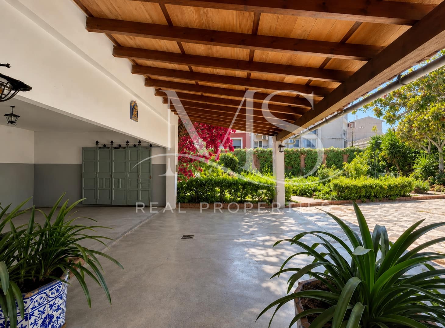 8 sovrum Hus till salu i El Prat de Llobregat med pool garage - 2 500 000 € (Ref: 10165256)