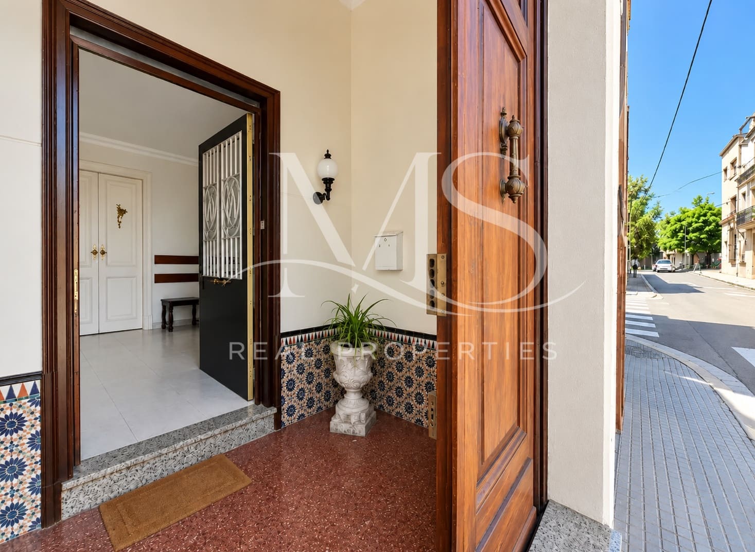 8 sovrum Hus till salu i El Prat de Llobregat med pool garage - 2 500 000 € (Ref: 10165256)