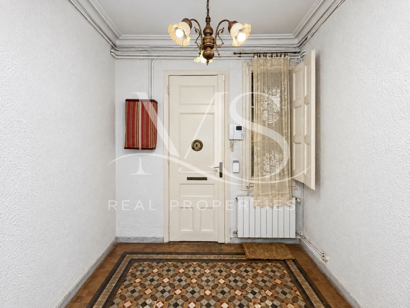 4 Zimmer Apartment zu verkaufen in Barcelona Stadt - 699.900 € (Ref: 10172307)