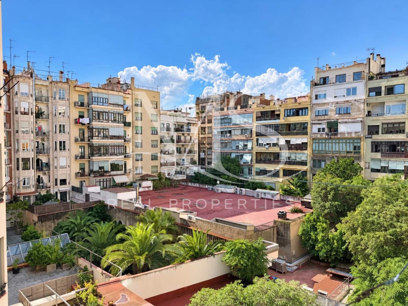 4 Zimmer Apartment zu verkaufen in Barcelona Stadt - 699.900 € (Ref: 10172307)