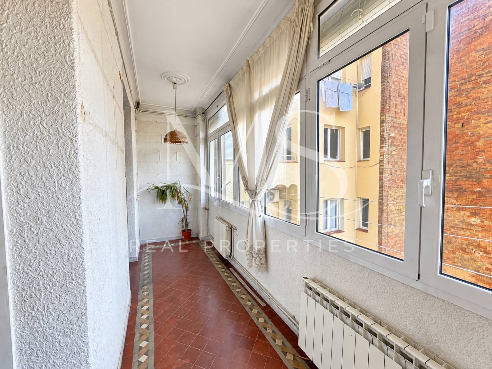 4 Zimmer Apartment zu verkaufen in Barcelona Stadt - 699.900 € (Ref: 10172307)