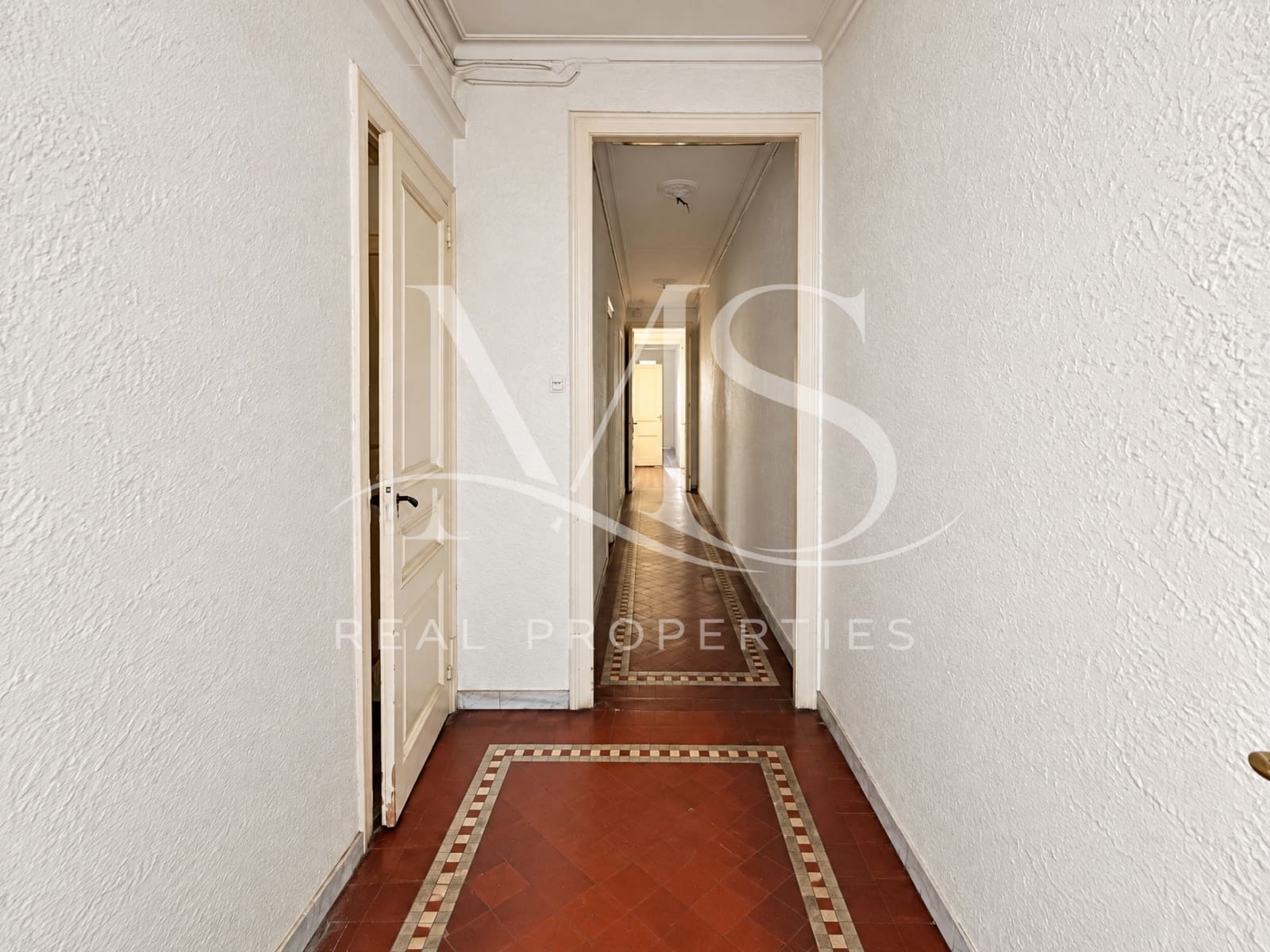 4 Zimmer Apartment zu verkaufen in Barcelona Stadt - 699.900 € (Ref: 10172307)