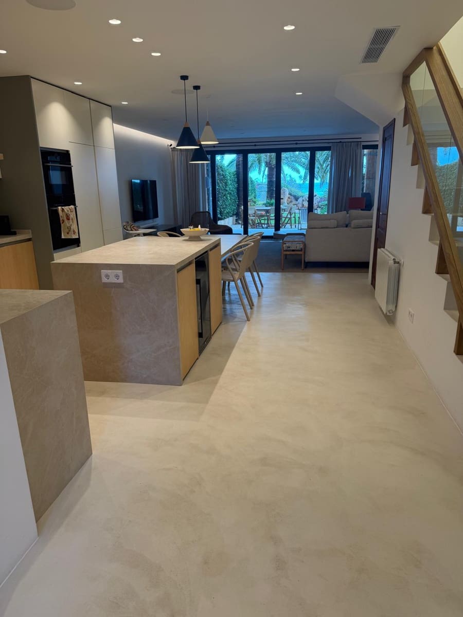 4 camera da letto Appartamento sulla Spiaggia da affittare in Son Servera con piscina - 2.900 € (Rif: 10130571)