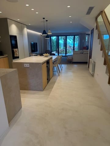 4 camera da letto Appartamento sulla Spiaggia da affittare in Son Servera con piscina - 2.900 € (Rif: 10130571)