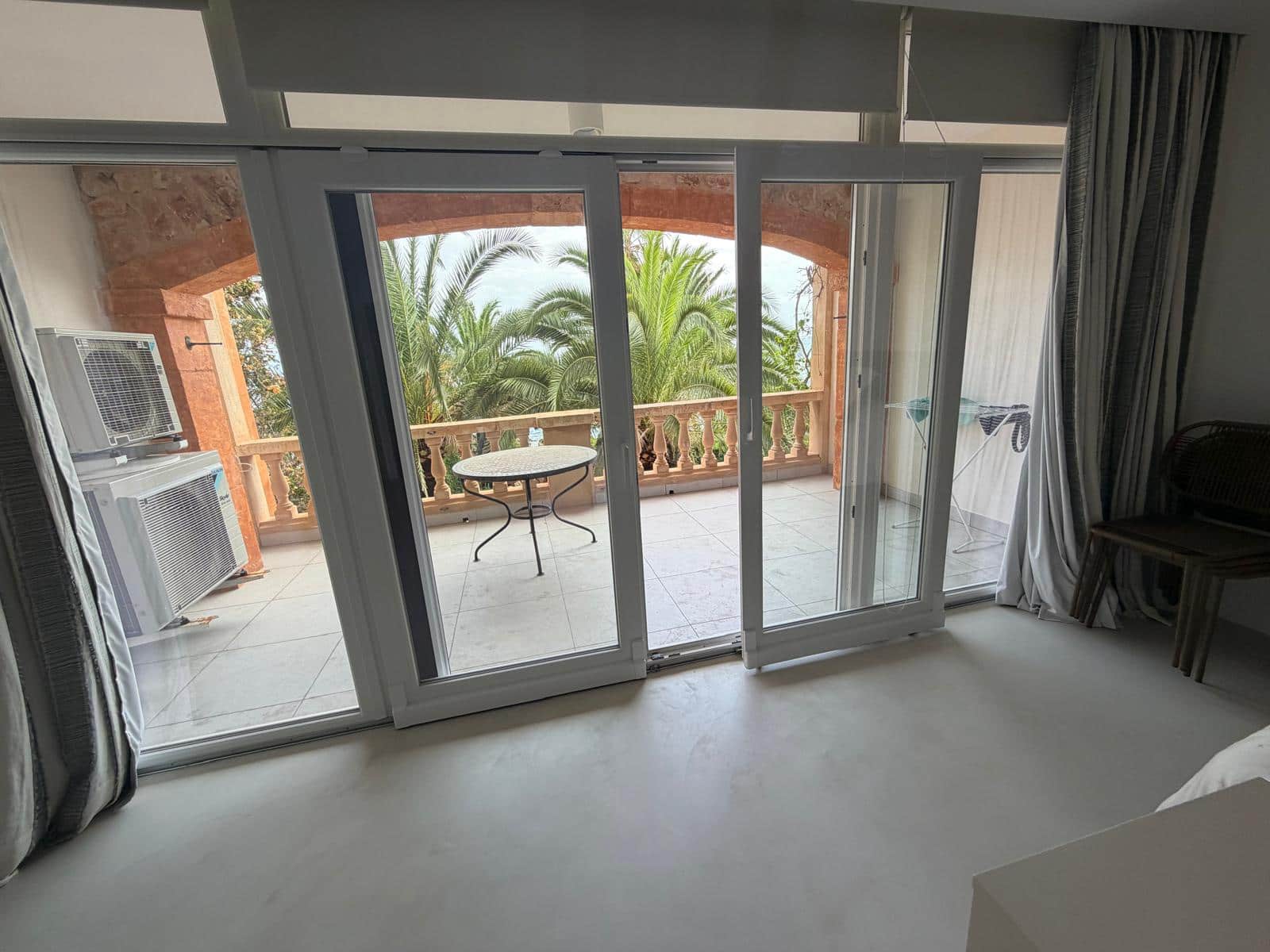 4 camera da letto Appartamento sulla Spiaggia da affittare in Son Servera con piscina - 2.900 € (Rif: 10130571)