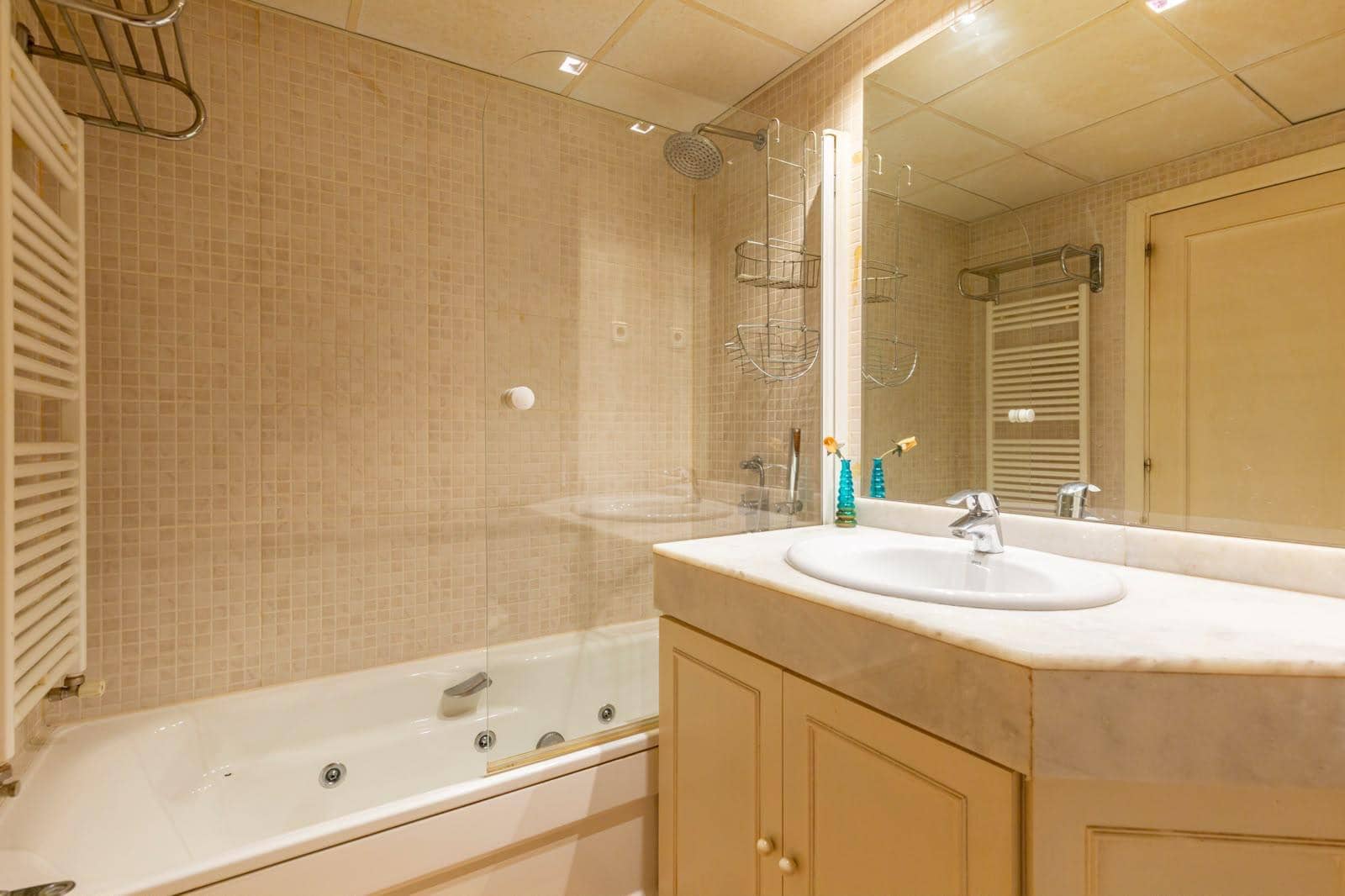 3 sypialnia Mieszkanie na sprzedaż w Miasto Madryt z basenem garażem - 849 000 € (Ref: 10113424)