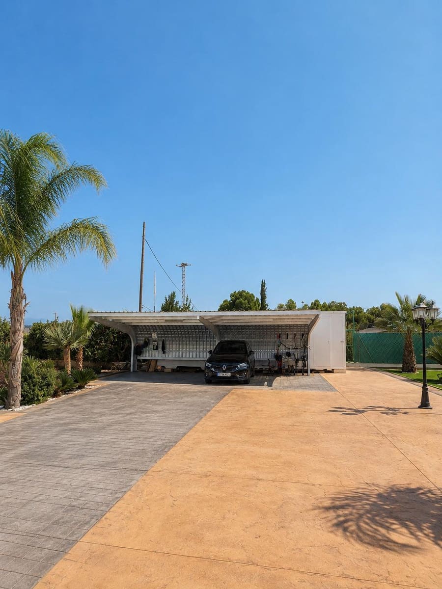 4 Zimmer Villa zu verkaufen in Alcantarilla mit Pool Garage - 730.000 € (Ref: 10124740)