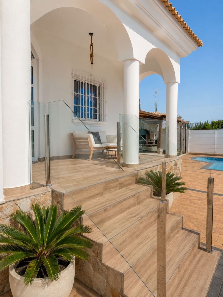 4 Zimmer Villa zu verkaufen in Alcantarilla mit Pool Garage - 730.000 € (Ref: 10124740)