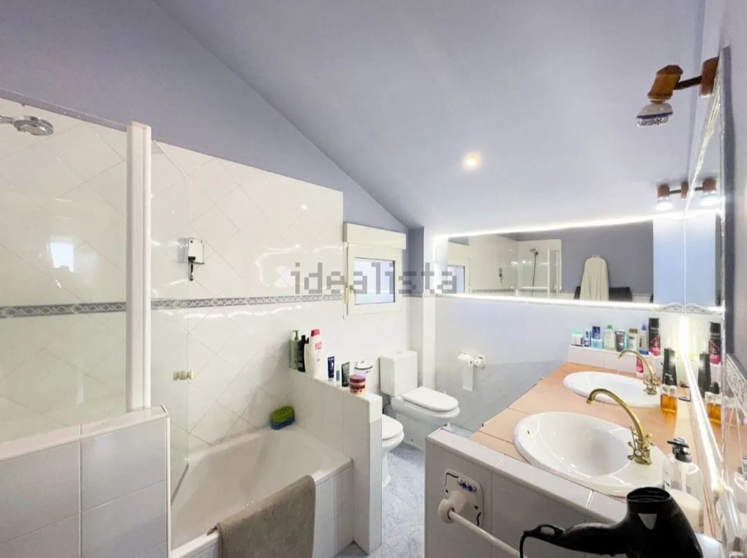 5 bedroom Finca/Country House for sale in Bejar with pool garage - € 550,000 (Ref: 10127282)