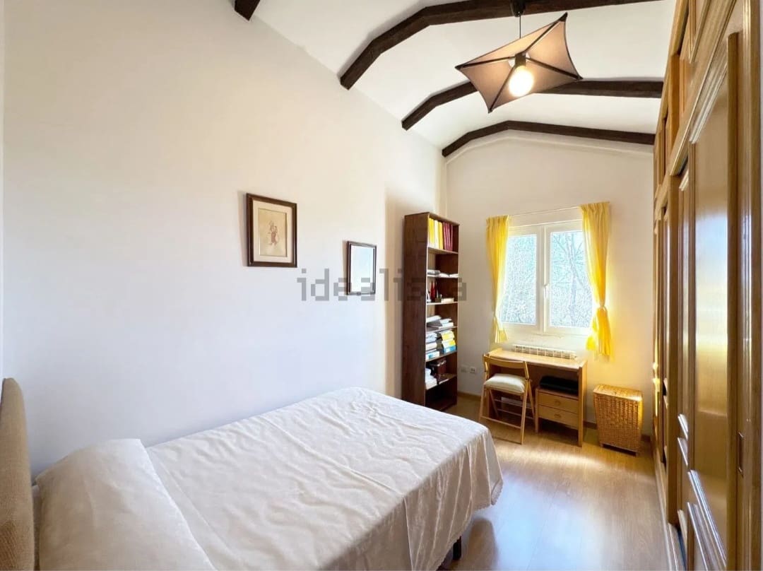 5 bedroom Finca/Country House for sale in Bejar with pool garage - € 550,000 (Ref: 10127282)