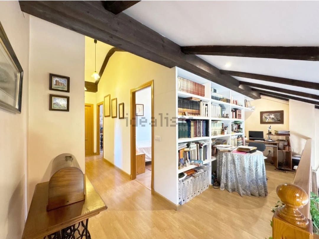 5 bedroom Finca/Country House for sale in Bejar with pool garage - € 550,000 (Ref: 10127282)