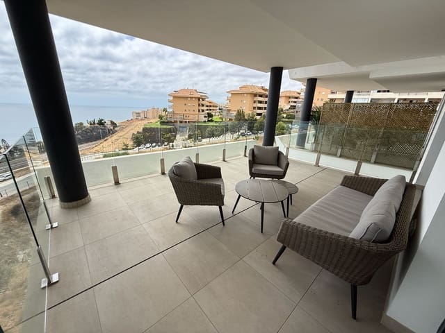 2 soveværelse Lejlighed til salg i Carvajal, Fuengirola med swimmingpool garage - € 689.000 (Ref: 10135192)
