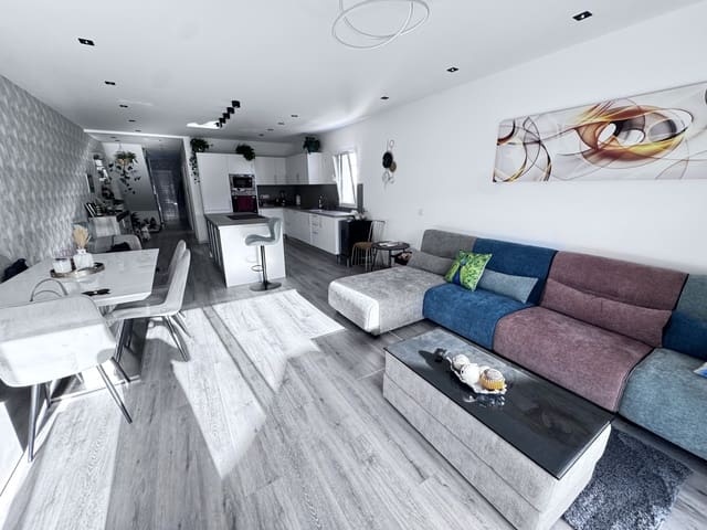 4 sovrum Villa till salu i Tahiche, Teguise med garage - 570 000 € (Ref: 10141462)