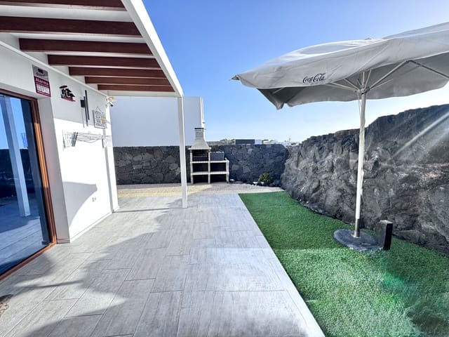4 sovrum Villa till salu i Tahiche, Teguise med garage - 570 000 € (Ref: 10141462)