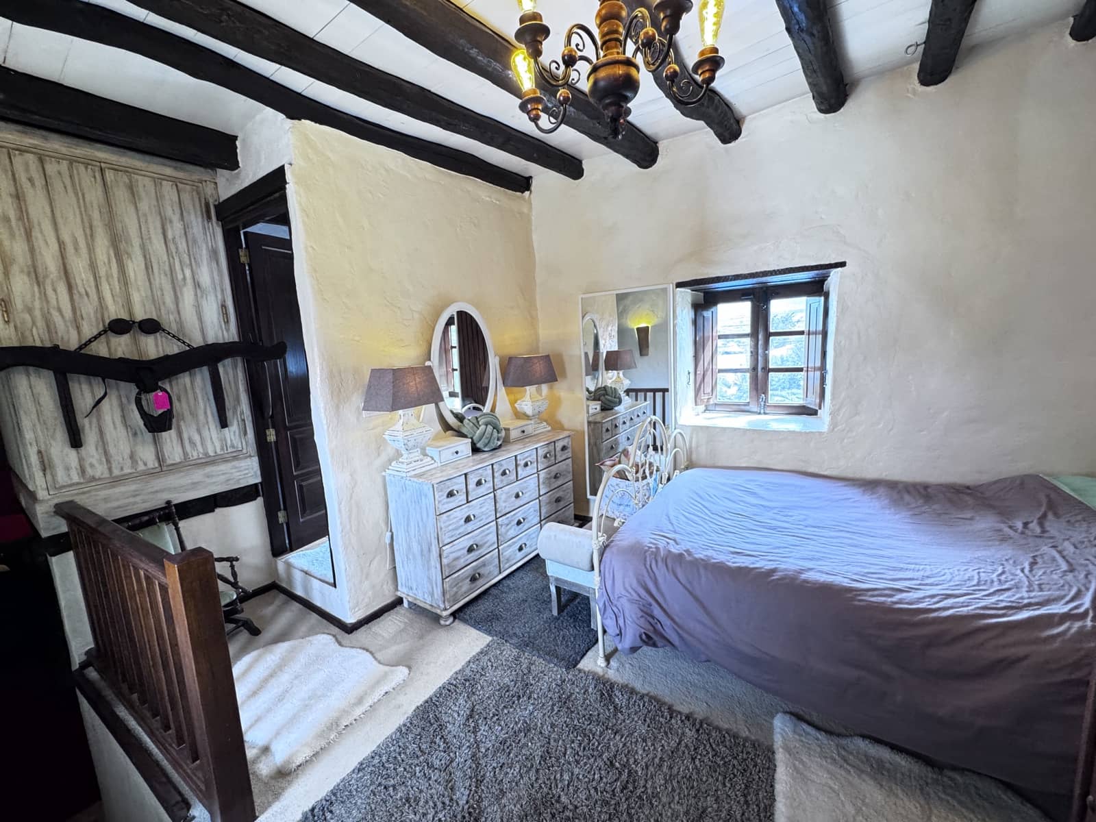 5 bedroom Finca/Country House for sale in Tinajo with pool - € 895,000 (Ref: 10141468)
