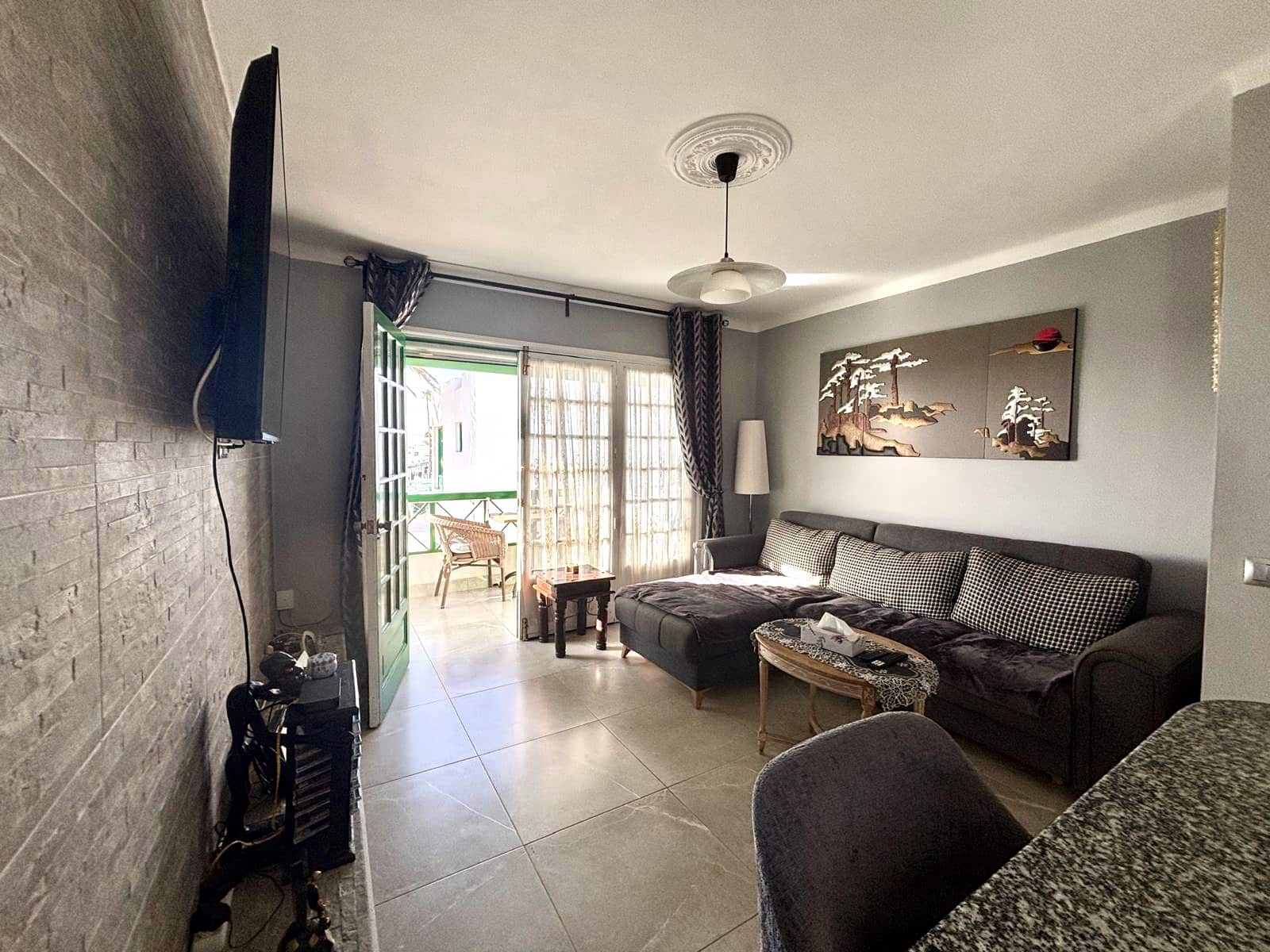 1 soveværelse Lejlighed til salg i Puerto del Carmen med swimmingpool - € 256.000 (Ref: 10145372)