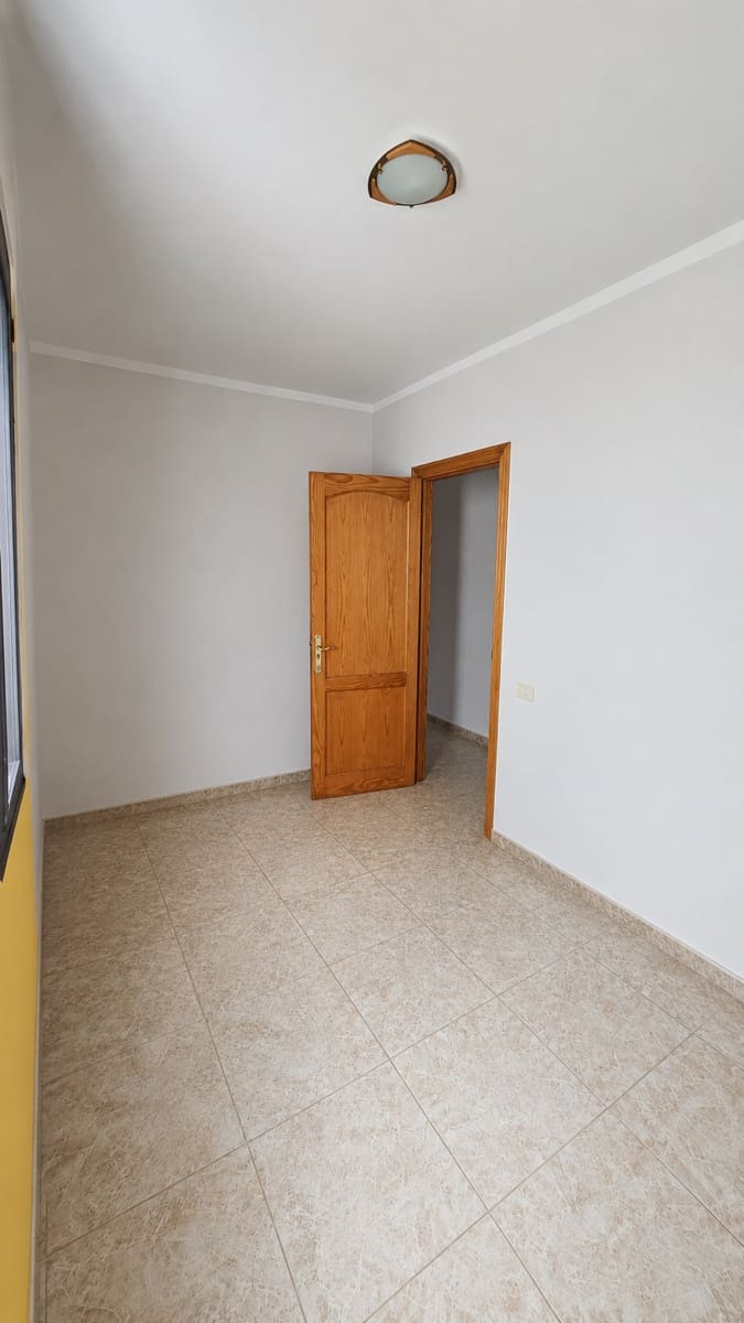 Penthouse til salgs i Vecindario med garasje - € 269 000 (Ref: 10136665)