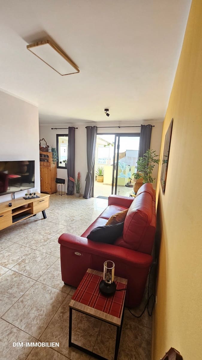 Penthouse til salgs i Vecindario med garasje - € 269 000 (Ref: 10136665)