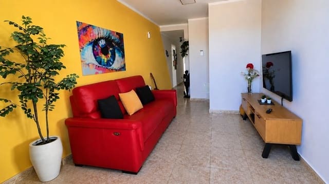 Penthouse til salgs i Vecindario, Santa Lucía de Tirajana med garasje - € 269 000 (Ref: 10136665)