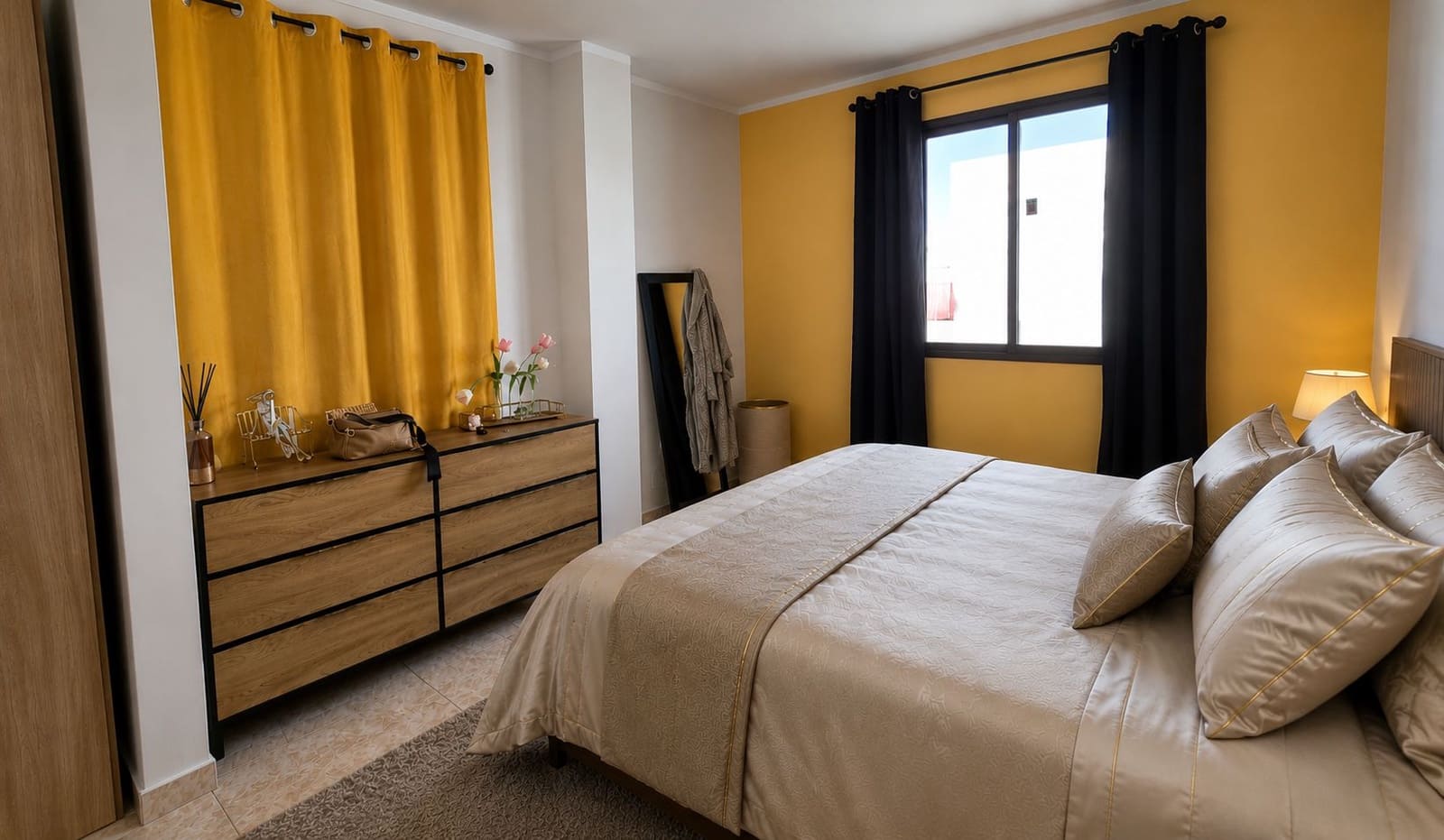 Penthouse til salgs i Vecindario med garasje - € 269 000 (Ref: 10136665)
