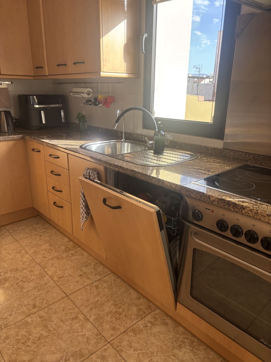 Penthouse til salgs i Vecindario med garasje - € 269 000 (Ref: 10136665)