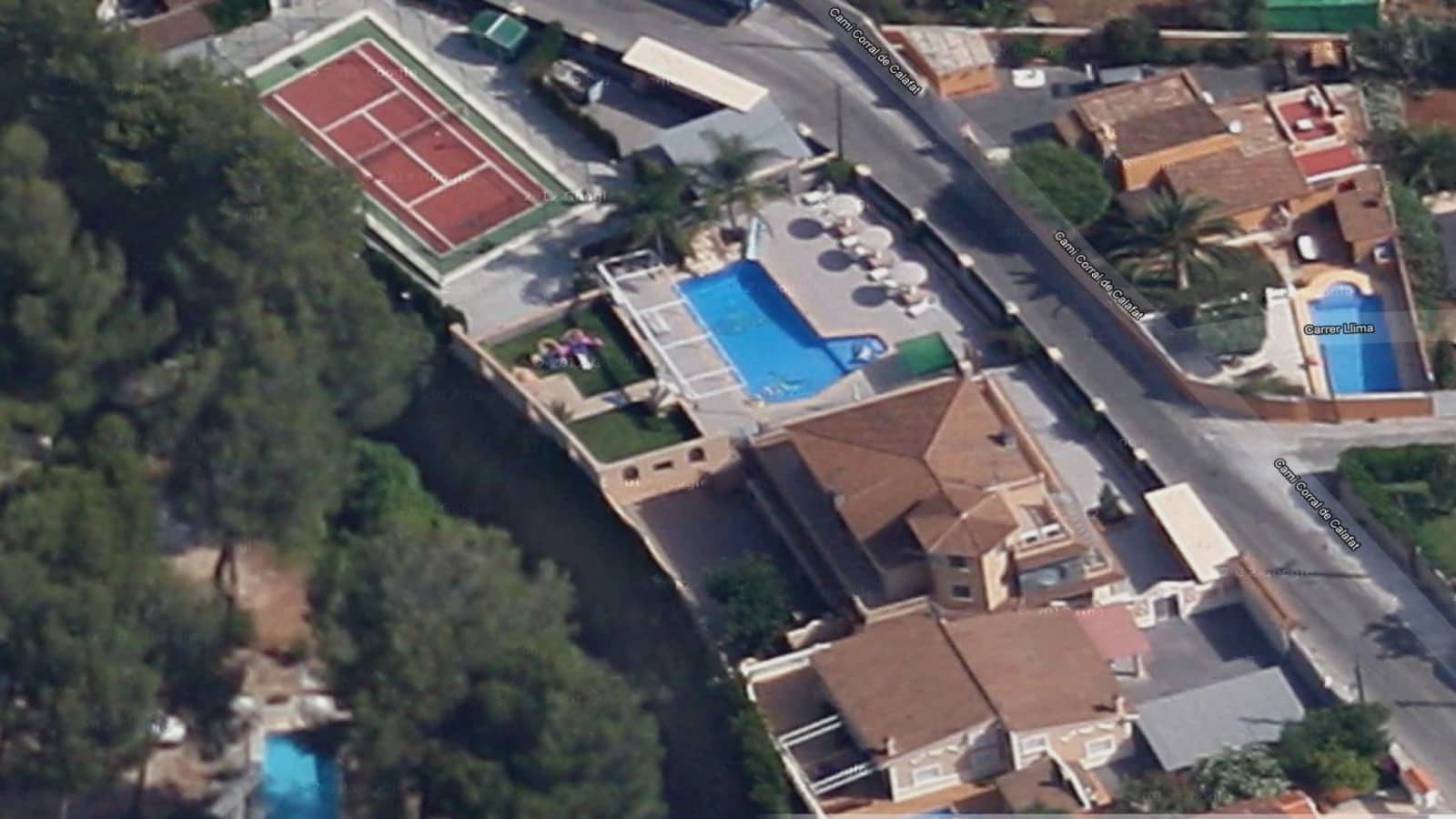 8 soveværelse Finca/Landehus til salg i Denia med swimmingpool garage - € 935.000 (Ref: 10135149)
