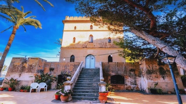 5 soveværelse Finca/Landehus til salg i Dénia med garage - € 2.380.000 (Ref: 10135150)