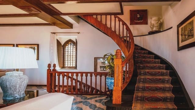 5 soveværelse Finca/Landehus til salg i Dénia med garage - € 2.380.000 (Ref: 10135150)