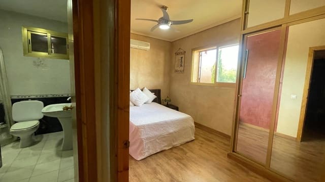 7 slaapkamer Villa te koop in Dos Hermanas met zwembad - € 948.000 (Ref: 10155790)