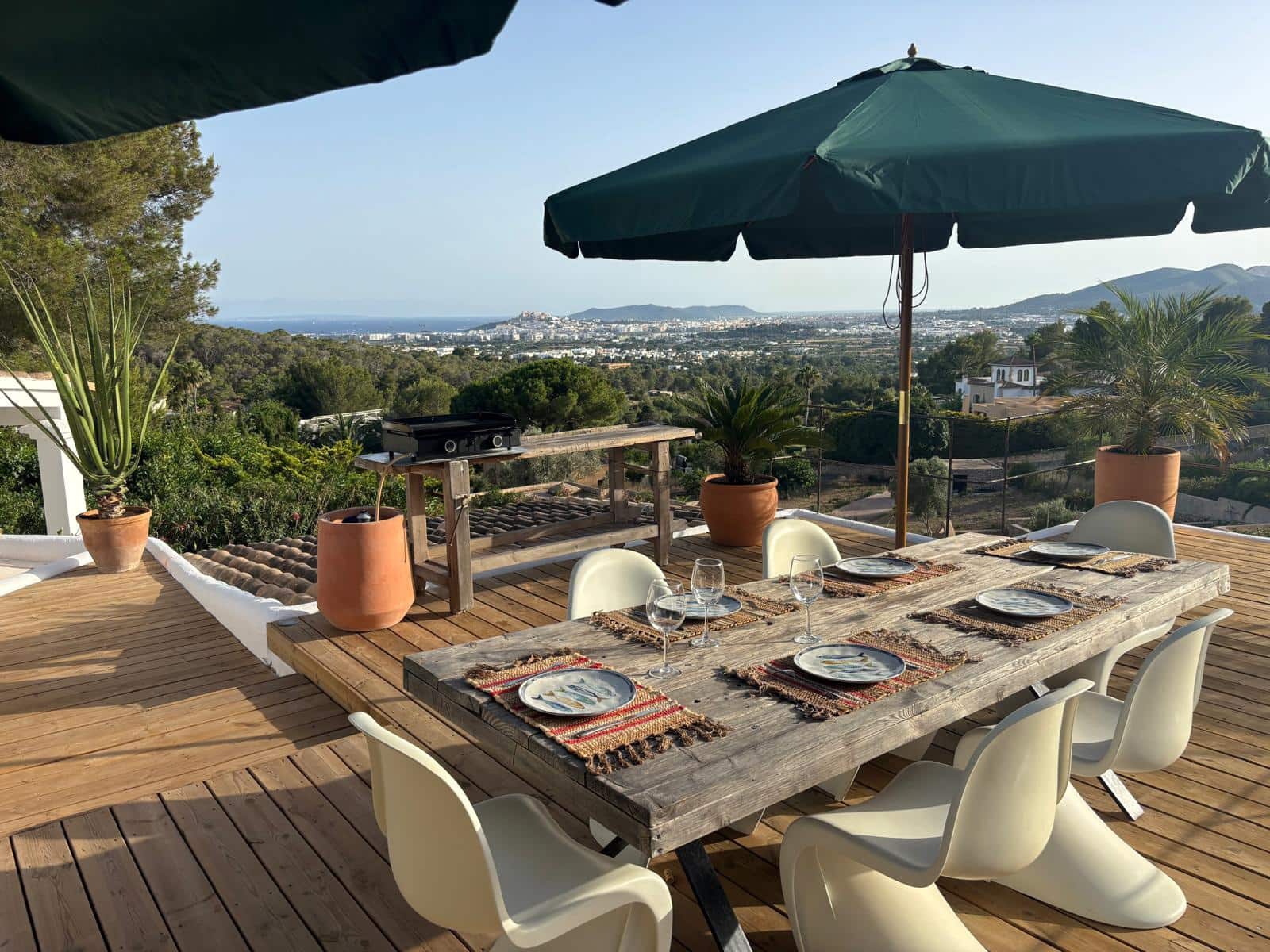 4 sypialnia Dom na sprzedaż w Santa Eulalia / Santa Eularia z basenem garażem - 2 350 000 € (Ref: 10173079)
