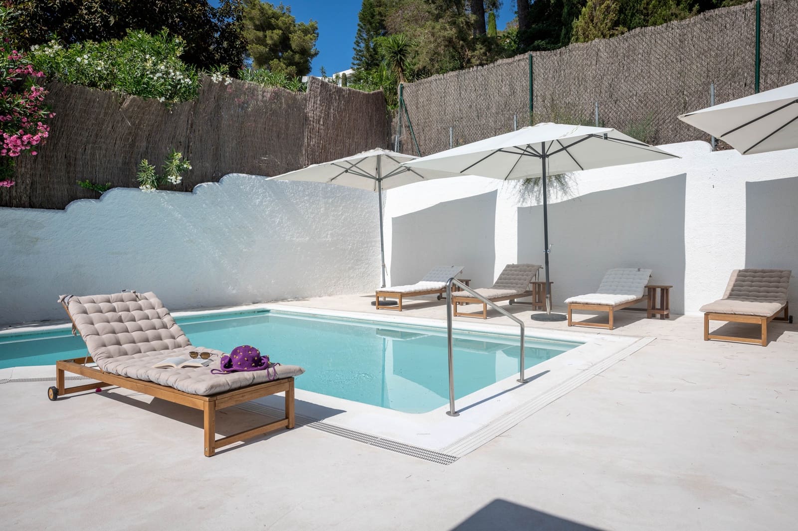 4 sypialnia Dom na sprzedaż w Santa Eulalia / Santa Eularia z basenem garażem - 2 350 000 € (Ref: 10173079)