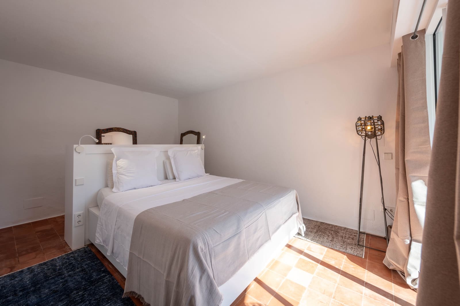 4 sypialnia Dom na sprzedaż w Santa Eulalia / Santa Eularia z basenem garażem - 2 350 000 € (Ref: 10173079)