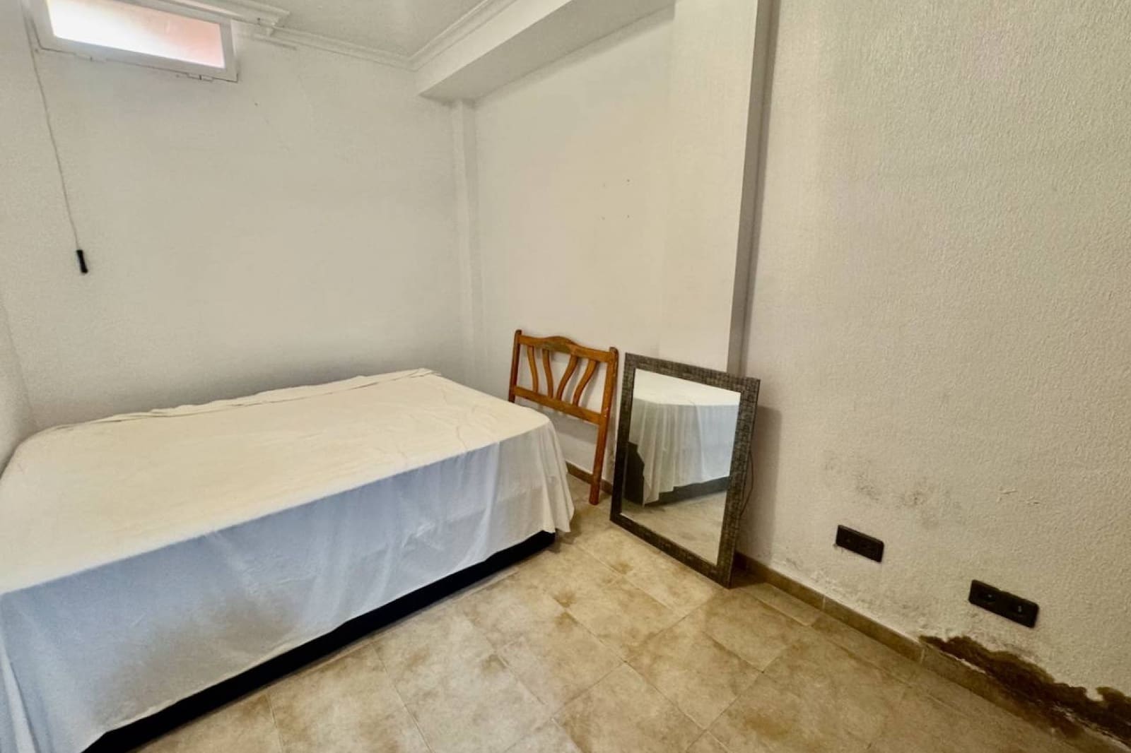 5 sypialnia Bungalow na sprzedaż w Guardamar del Segura z basenem garażem - 199 900 € (Ref: 10149321)