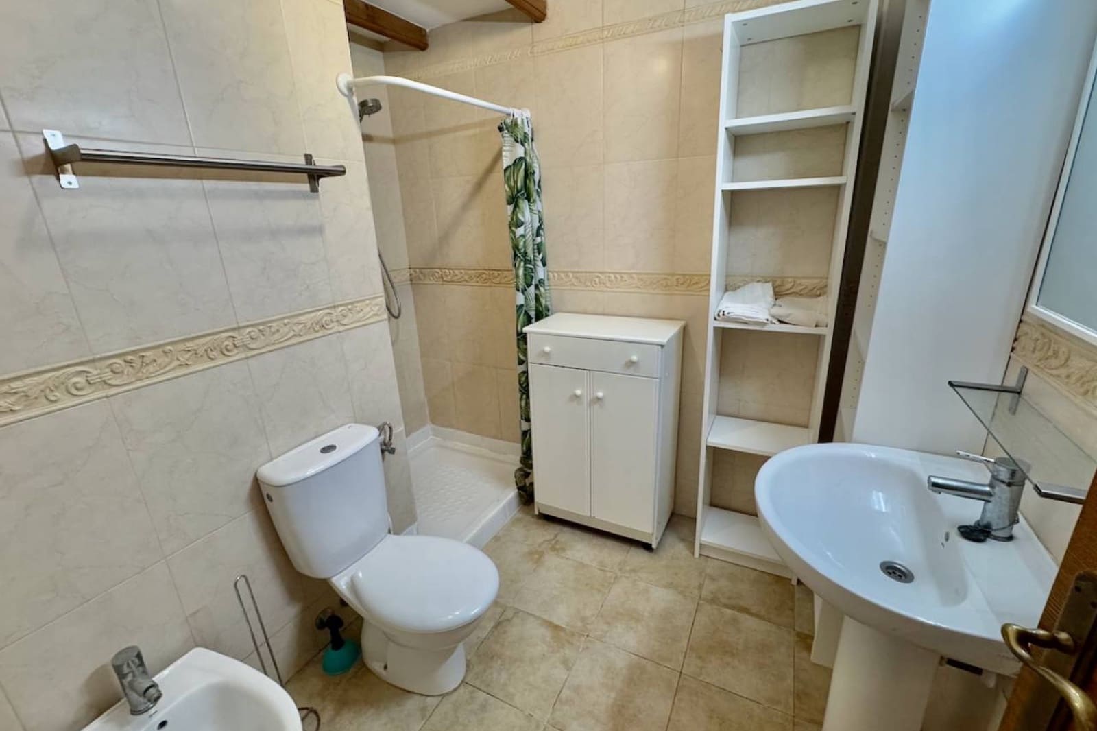 5 sypialnia Bungalow na sprzedaż w Guardamar del Segura z basenem garażem - 199 900 € (Ref: 10149321)