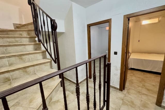 5 sypialnia Bungalow na sprzedaż w Guardamar del Segura z basenem garażem - 199 900 € (Ref: 10149321)