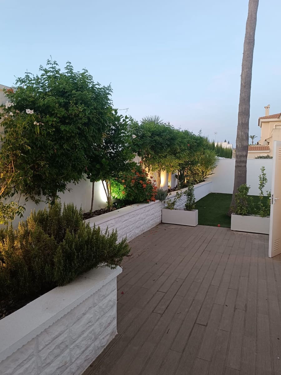 4 slaapkamer Villa te koop in Ciudad Quesada met zwembad garage - € 530.000 (Ref: 10149324)