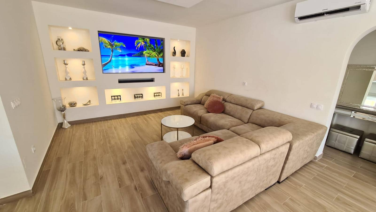 4 slaapkamer Villa te koop in Ciudad Quesada met zwembad garage - € 530.000 (Ref: 10149324)