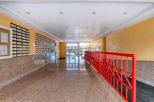 2 soverom Leilighet til salgs i Torrevieja med svømmebasseng garasje - € 159 900 (Ref: 10149326)