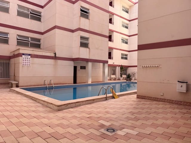 2 soverom Leilighet til salgs i Torrevieja med svømmebasseng garasje - € 159 900 (Ref: 10149326)