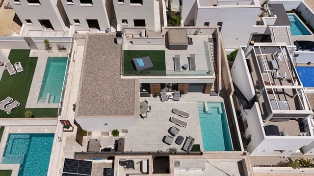 4 soveværelse Villa til salg i Benijófar med swimmingpool garage - € 640.000 (Ref: 10150524)