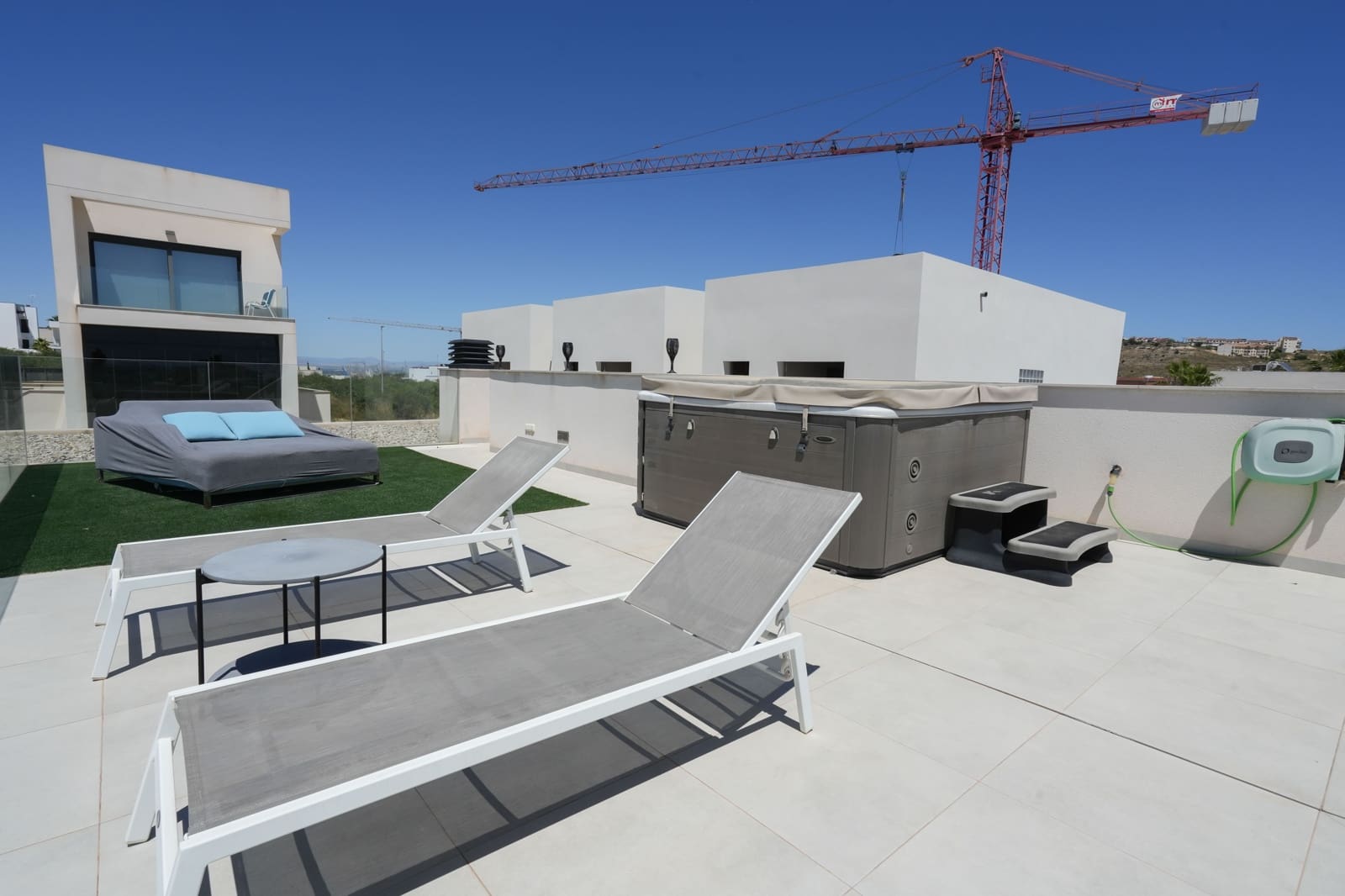 4 bedroom Villa for sale in Benijofar with pool garage - € 640,000 (Ref: 10150524)