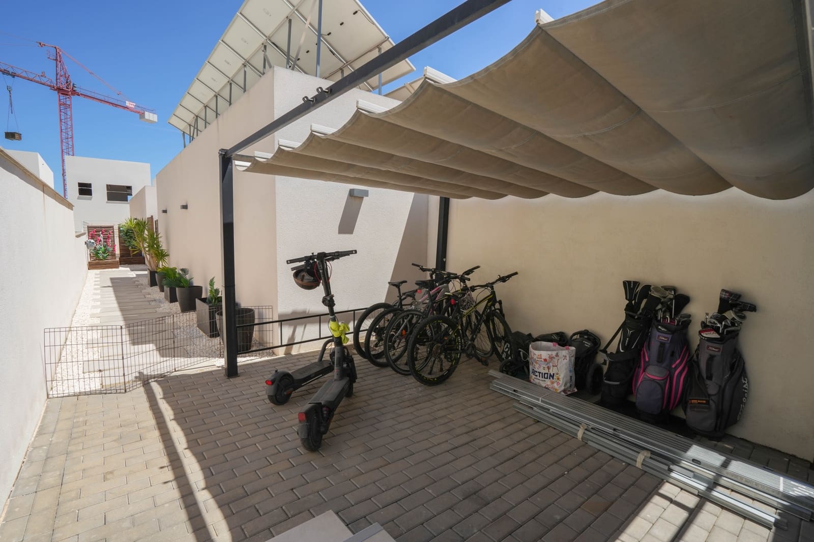 4 bedroom Villa for sale in Benijofar with pool garage - € 640,000 (Ref: 10150524)