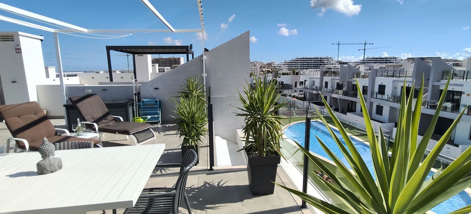 2 soverom Penthouse til salgs i San Miguel de Salinas med svømmebasseng - € 275 000 (Ref: 10161827)