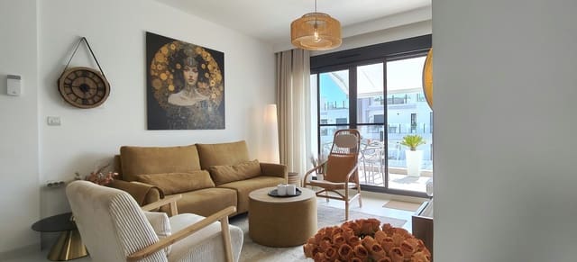 2 quarto Penthouse para venda em San Miguel de Salinas com piscina - 275 000 € (Ref: 10161827)