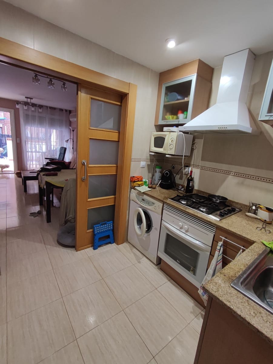 2 quarto Apartamento de Praia para venda em Oropesa  com piscina garagem - 163 000 € (Ref: 10144995)