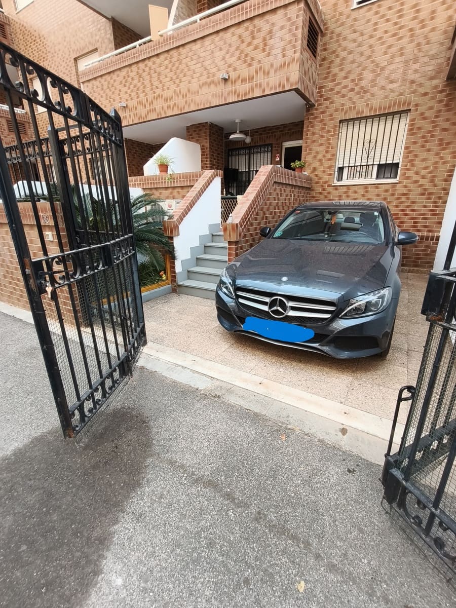2 quarto Apartamento de Praia para venda em Oropesa  com piscina garagem - 163 000 € (Ref: 10144995)