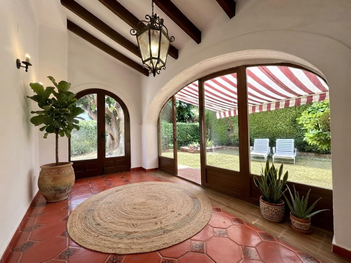 4 slaapkamer Bungalow te koop in Javea / Xabia met garage - € 670.000 (Ref: 10140473)